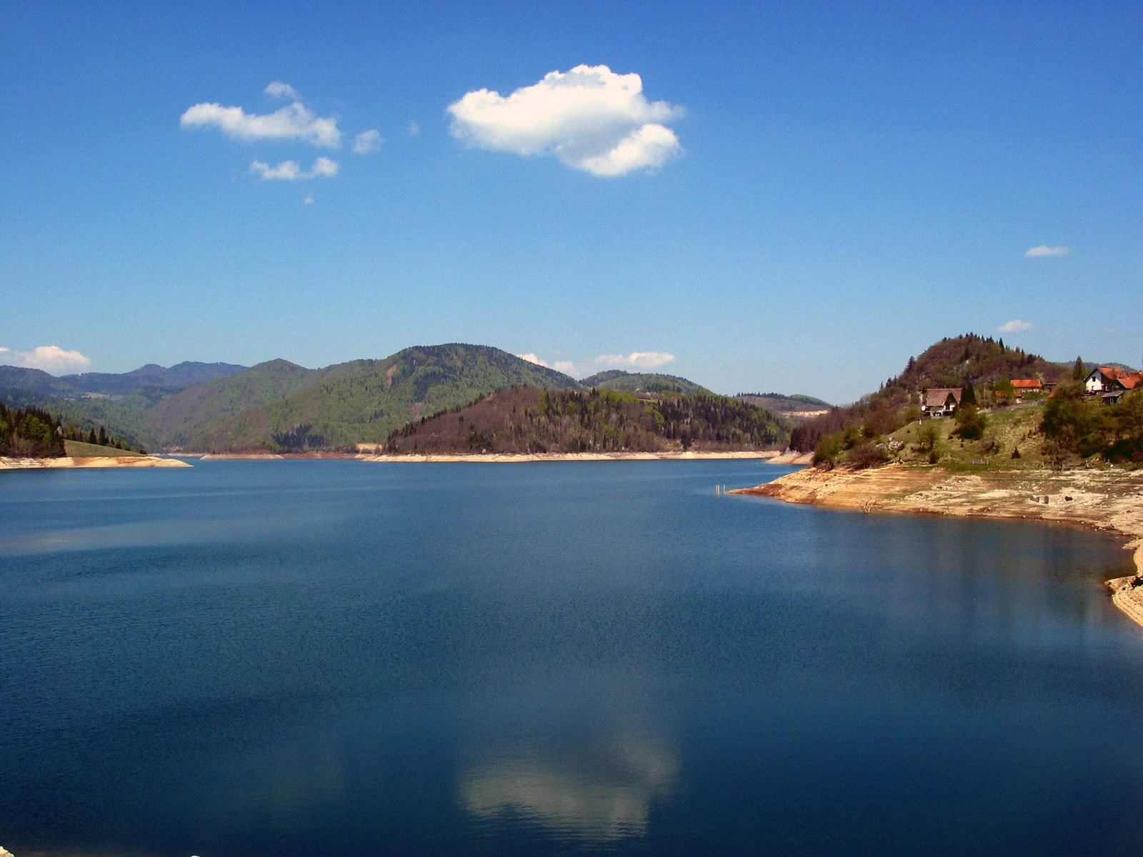 Jezero_Zaovine1